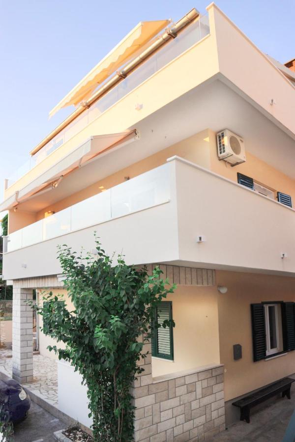 Apartments Keko Primošten Exterior foto
